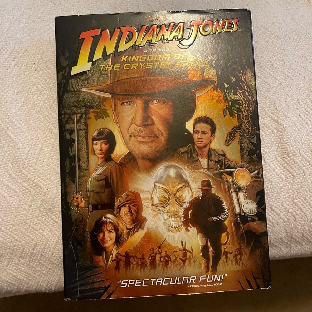 New Indiana Jones and the Kingdom of the Crystal Skull DVD